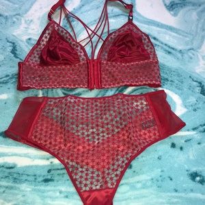 Victoria’s Secret set